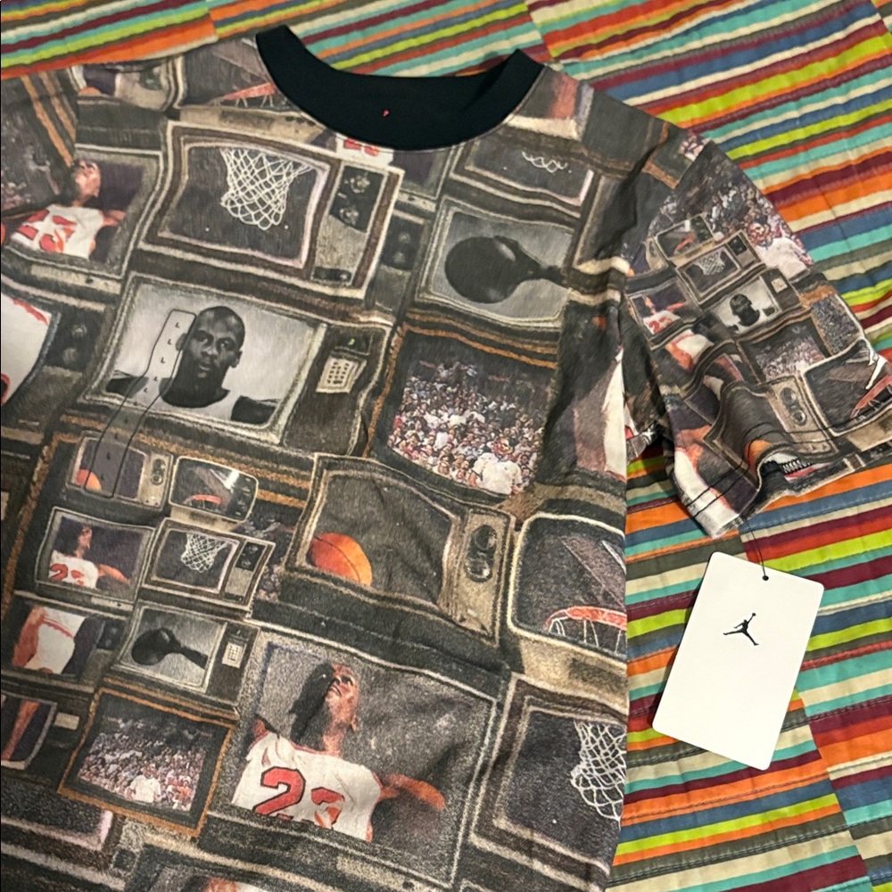 Jordan Graphic Kids T-Shirt size large 12–13 years old new with tags - Picture 6 of 11